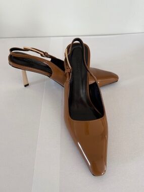 Light Brown Patent Leather Women's Shoes Open Golden Heel With Strap Size 7